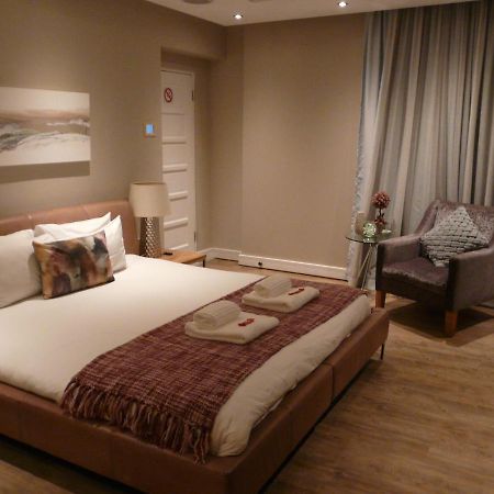 Laluxe Hotel Дърбан Екстериор снимка