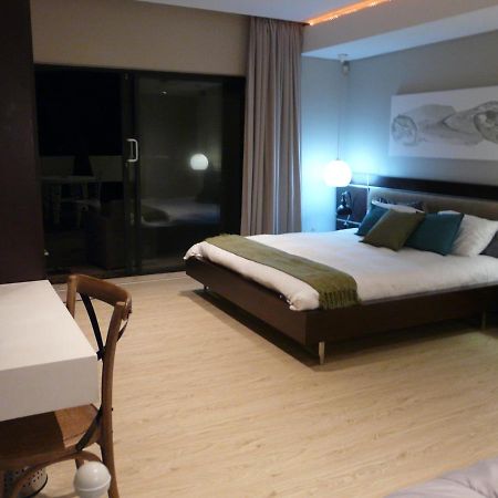 Laluxe Hotel Дърбан Екстериор снимка