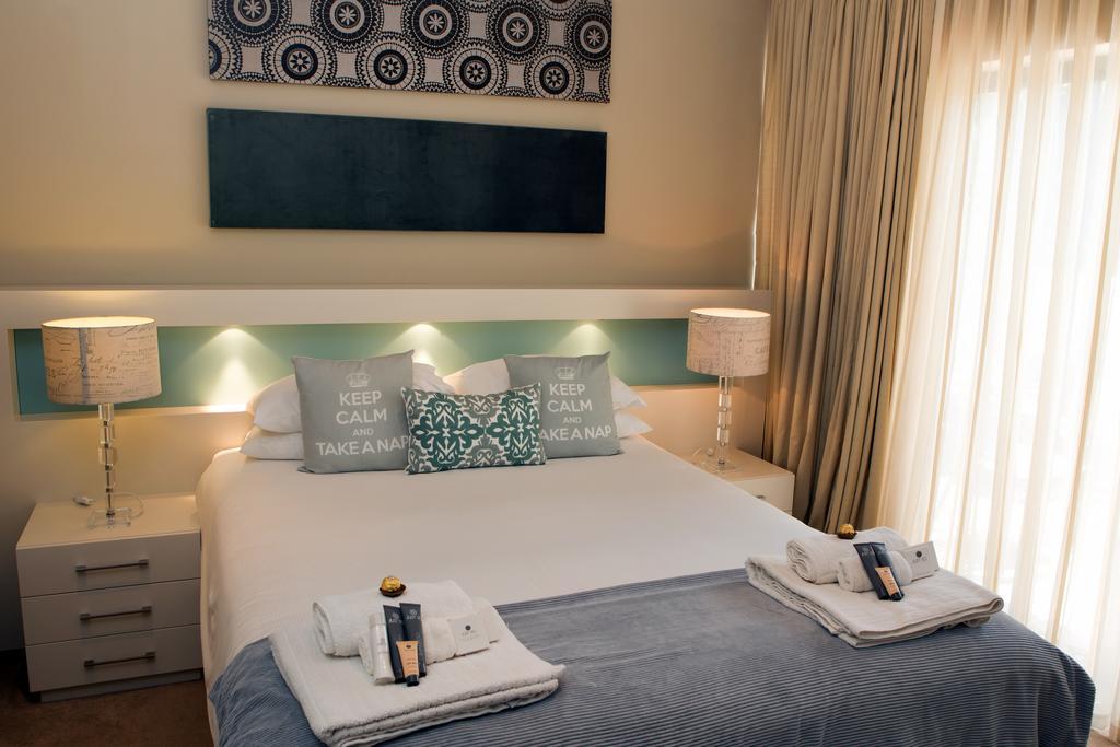 Laluxe Hotel Дърбан Екстериор снимка