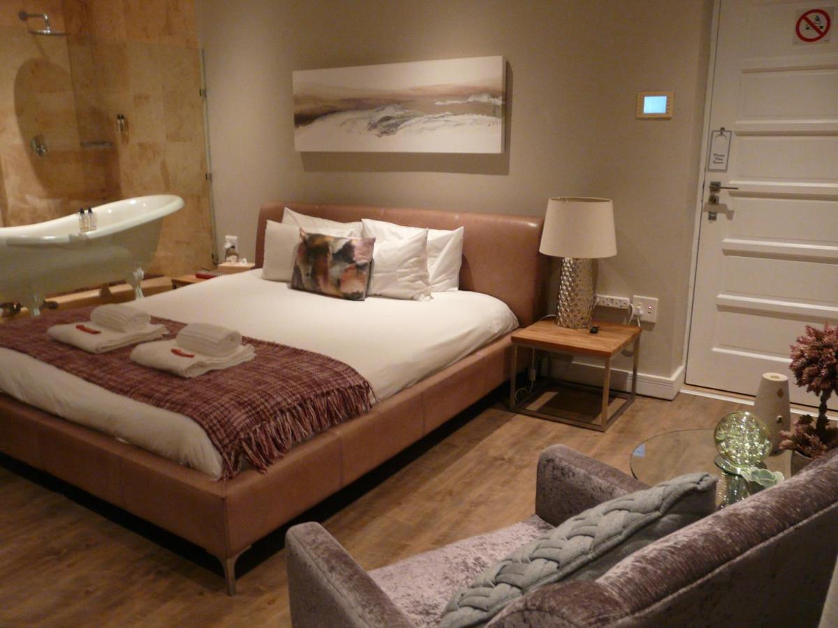 Laluxe Hotel Дърбан Екстериор снимка