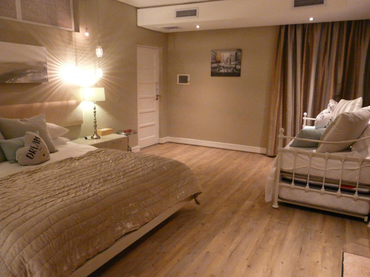Laluxe Hotel Дърбан Екстериор снимка