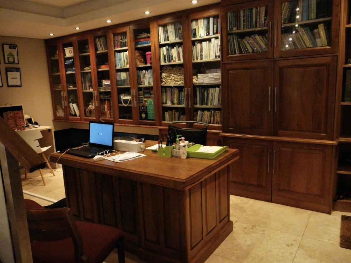 Laluxe Hotel Дърбан Екстериор снимка