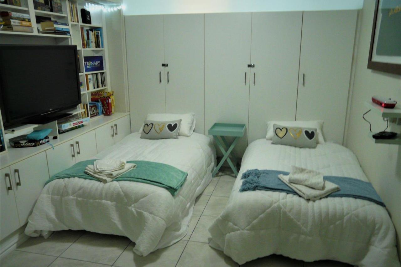 Laluxe Hotel Дърбан Екстериор снимка